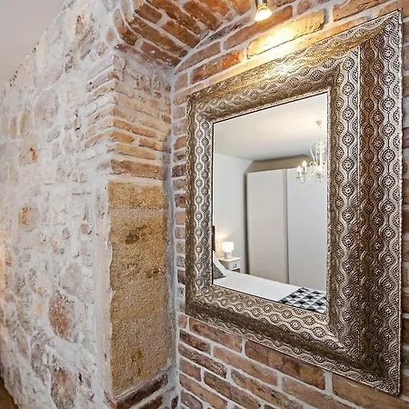 Carera Deluxe Rovinj