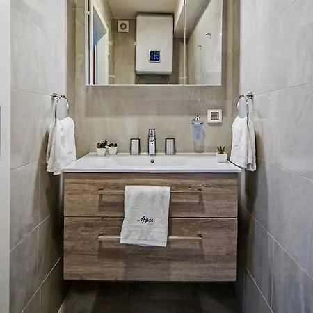 Lägenhet Carera Deluxe